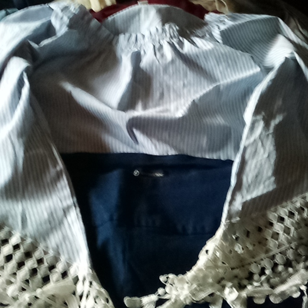 Top and Capri pants